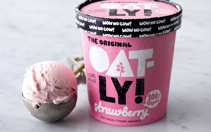Oatly Dairy Free Frozen Dessert Strawberry