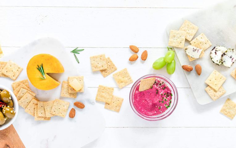 Simple Mills Almond Flour Crackers Cheddar 4.25oz