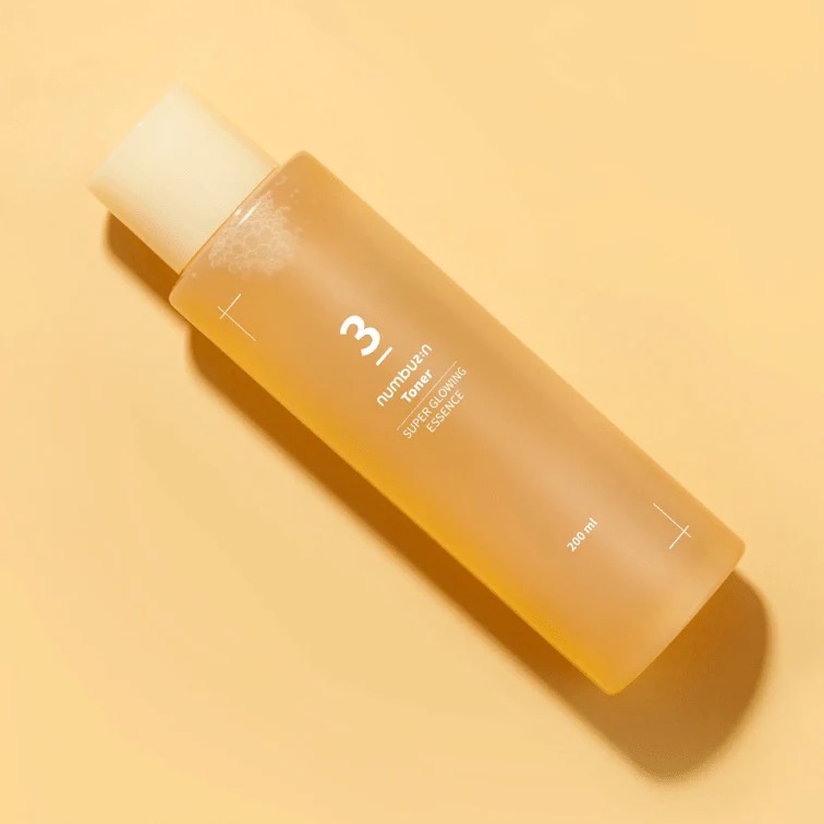 Numbuzin No. 3 Super Glowing Essence Toner 200ml